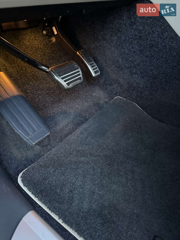 Внедорожник / Кроссовер Land Rover Range Rover 2020 в Киеве