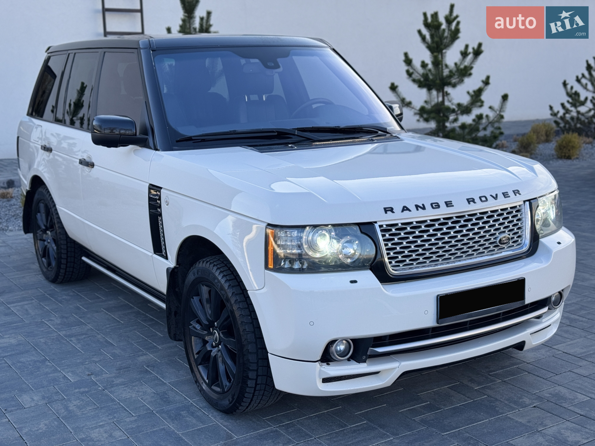 2010 Land Rover Range Rover - мініатюра 16