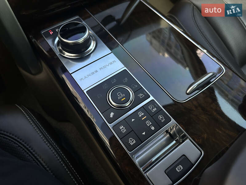 Внедорожник / Кроссовер Land Rover Range Rover 2017 в Киеве