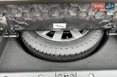 Внедорожник / Кроссовер Land Rover Range Rover 2023 в 