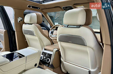 Позашляховик / Кросовер Land Rover Range Rover 2024 в 