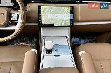 Позашляховик / Кросовер Land Rover Range Rover 2024 в 
