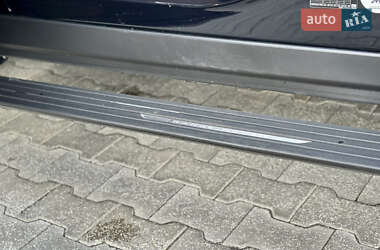 Позашляховик / Кросовер Land Rover Range Rover 2024 в 
