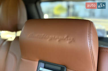 Позашляховик / Кросовер Land Rover Range Rover 2015 в 