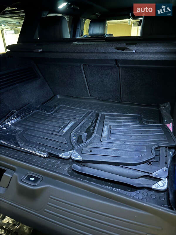 Позашляховик / Кросовер Land Rover Range Rover 2014 в Києві фото 6 Позашляховик / Кросовер Land Rover Range Rover 2014 в Києві