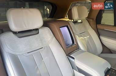 Позашляховик / Кросовер Land Rover Range Rover 2023 в 