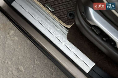 Позашляховик / Кросовер Land Rover Range Rover 2011 в 
