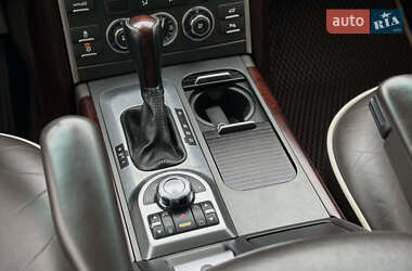 Позашляховик / Кросовер Land Rover Range Rover 2011 в 