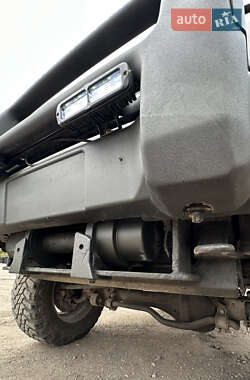Позашляховик / Кросовер Land Rover Range Rover 1997 в 