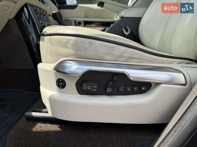 Позашляховик / Кросовер Land Rover Range Rover 2011 в Києві