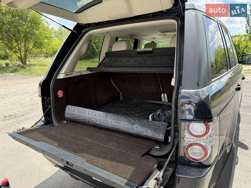 Позашляховик / Кросовер Land Rover Range Rover 2011 в Києві