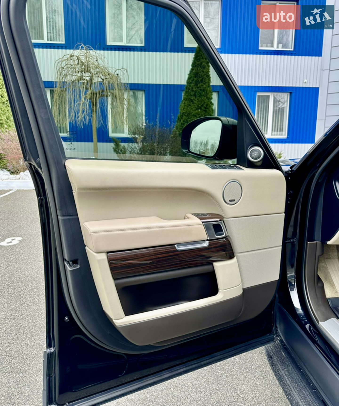2013 Land Rover Range Rover - мініатюра 31