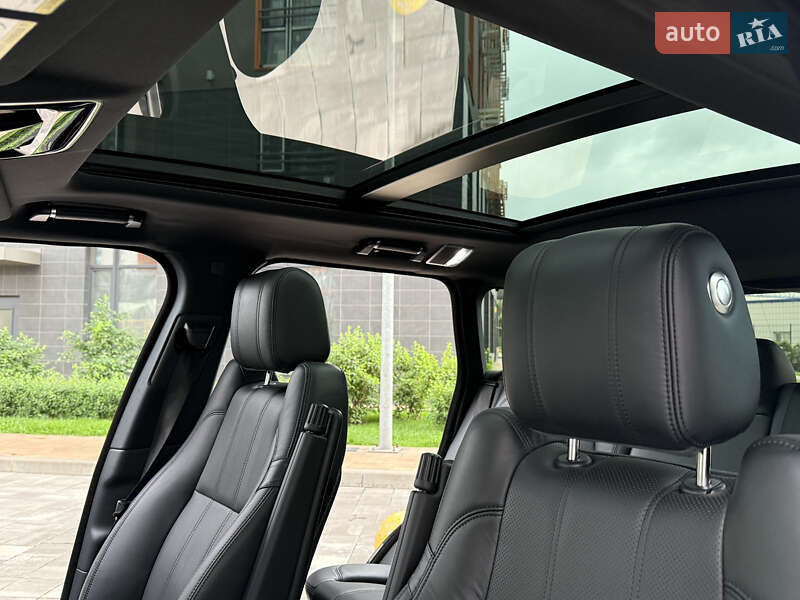 Внедорожник / Кроссовер Land Rover Range Rover 2015 в Киеве