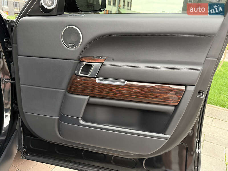 Внедорожник / Кроссовер Land Rover Range Rover 2015 в Киеве