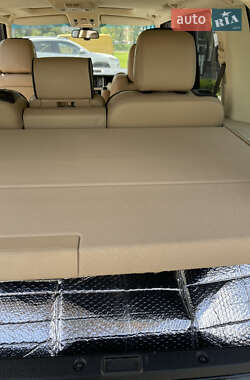 Позашляховик / Кросовер Land Rover Range Rover 2011 в 