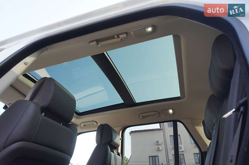 Позашляховик / Кросовер Land Rover Range Rover 2016 в Одесі