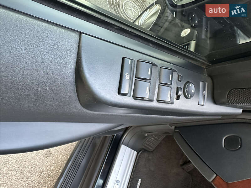 Внедорожник / Кроссовер Land Rover Range Rover 2011 в Киеве