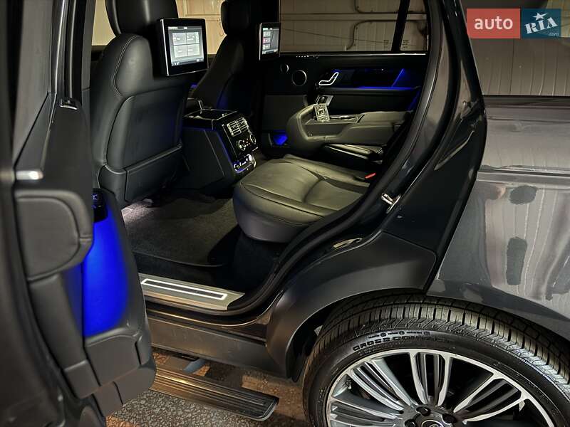 Внедорожник / Кроссовер Land Rover Range Rover 2018 в Тернополе