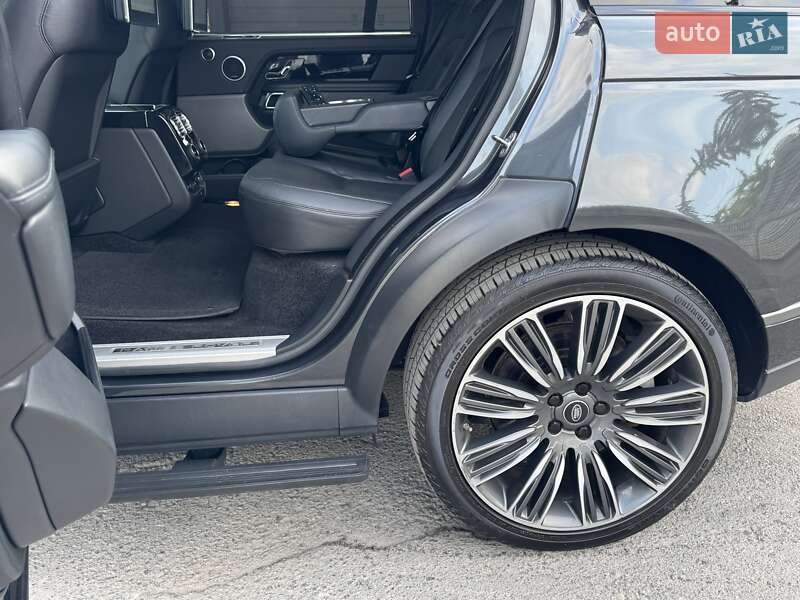 Внедорожник / Кроссовер Land Rover Range Rover 2018 в Тернополе