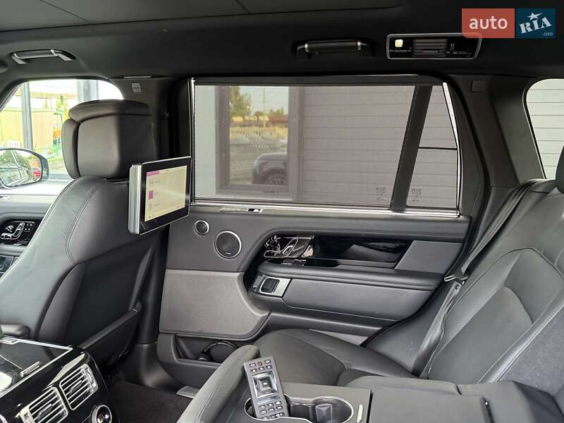 Внедорожник / Кроссовер Land Rover Range Rover 2018 в Тернополе