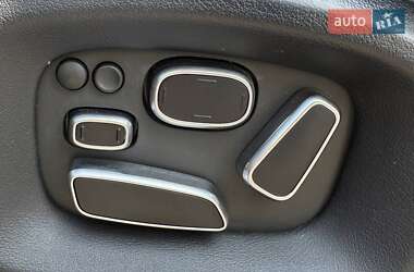 Внедорожник / Кроссовер Land Rover Range Rover 2012 в 