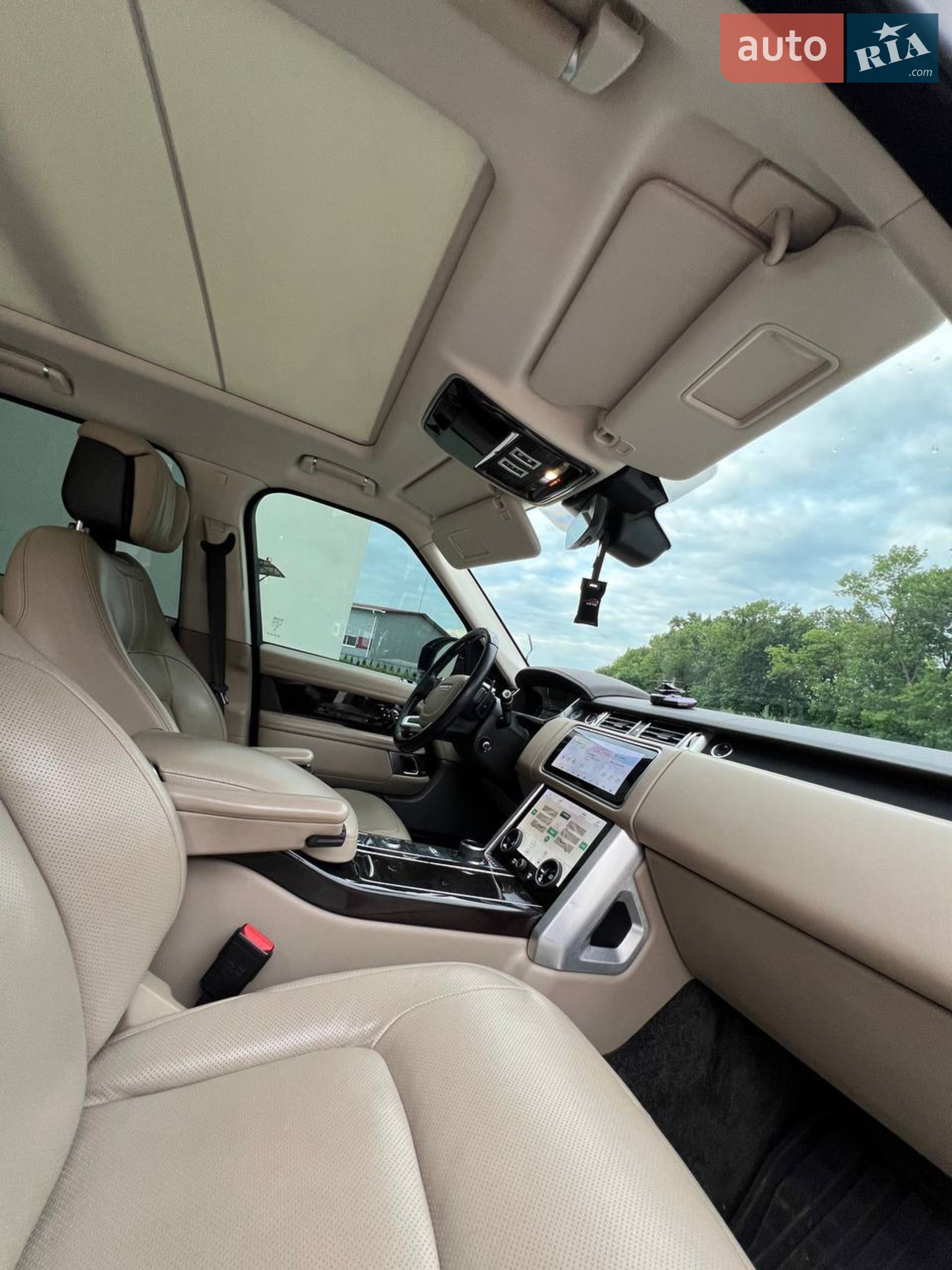 2018 Land Rover Range Rover - мініатюра 21