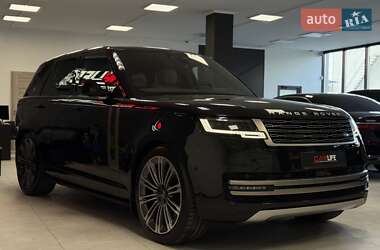 Позашляховик / Кросовер Land Rover Range Rover 2023 в 