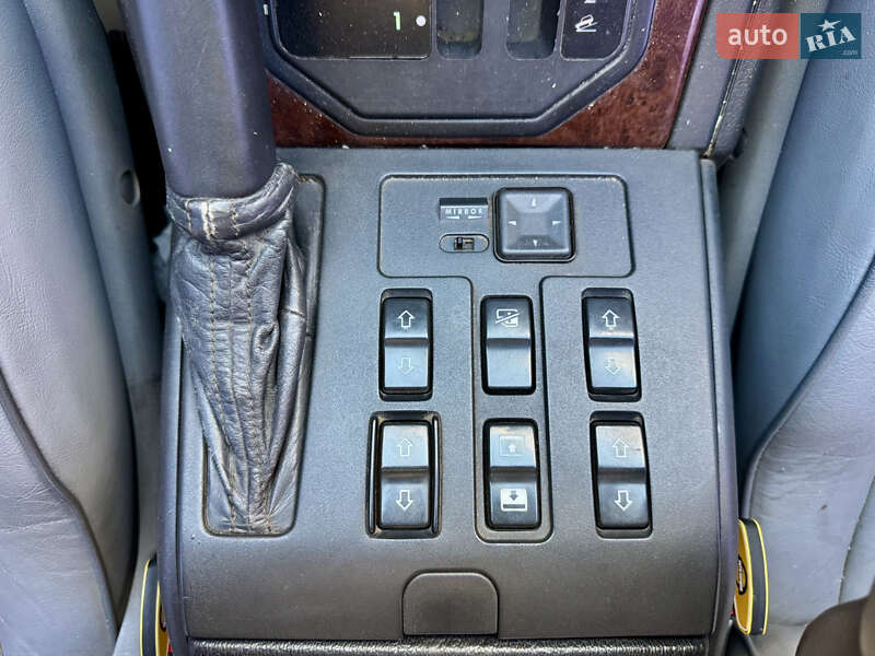 Позашляховик / Кросовер Land Rover Range Rover 1996 в Києві