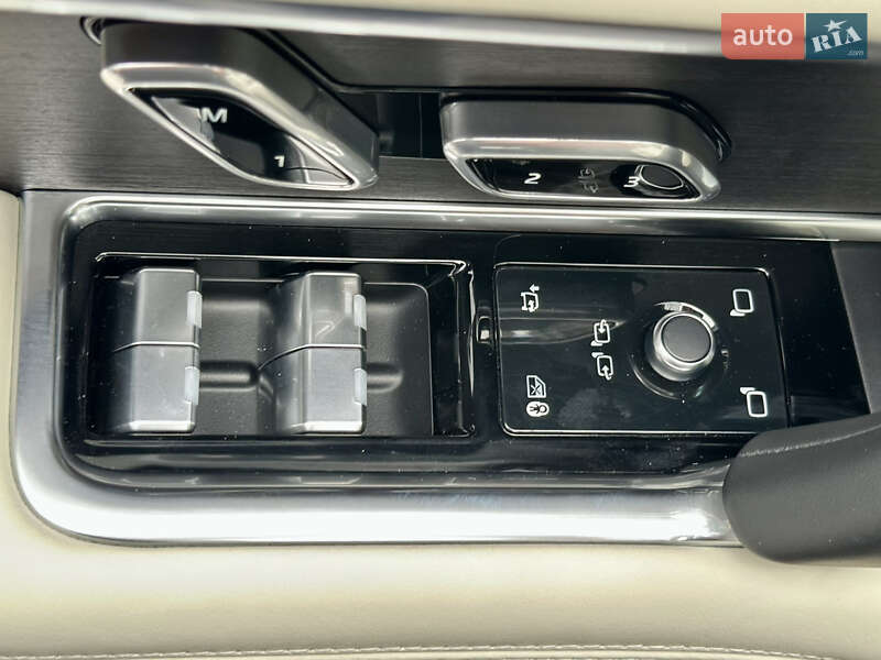 Внедорожник / Кроссовер Land Rover Range Rover 2024 в Киеве