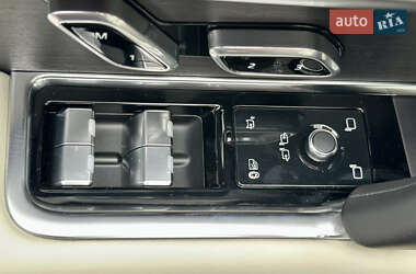 Внедорожник / Кроссовер Land Rover Range Rover 2024 в 