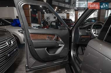 Внедорожник / Кроссовер Land Rover Range Rover 2022 в 