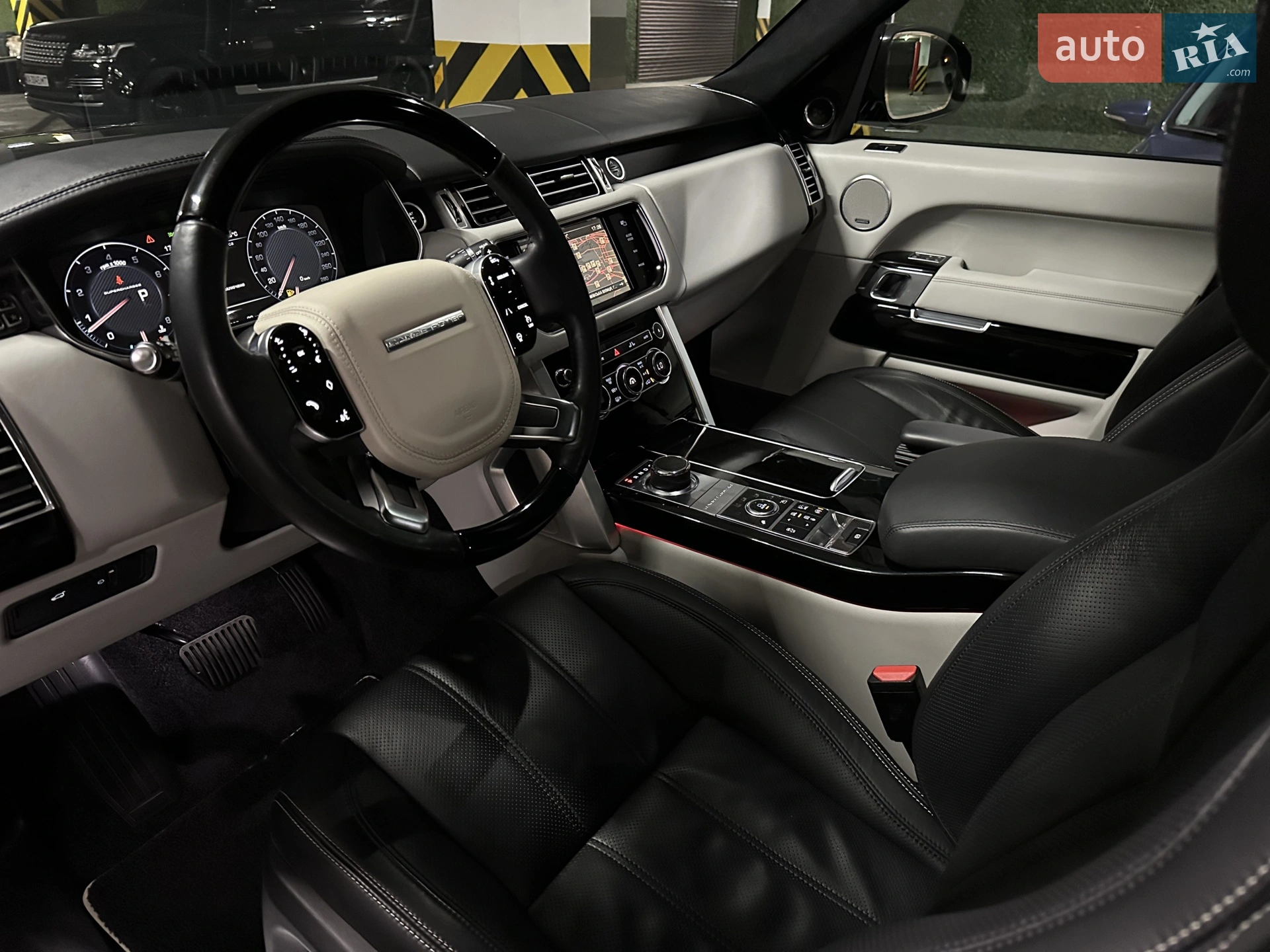 2013 Land Rover Range Rover - мініатюра 23