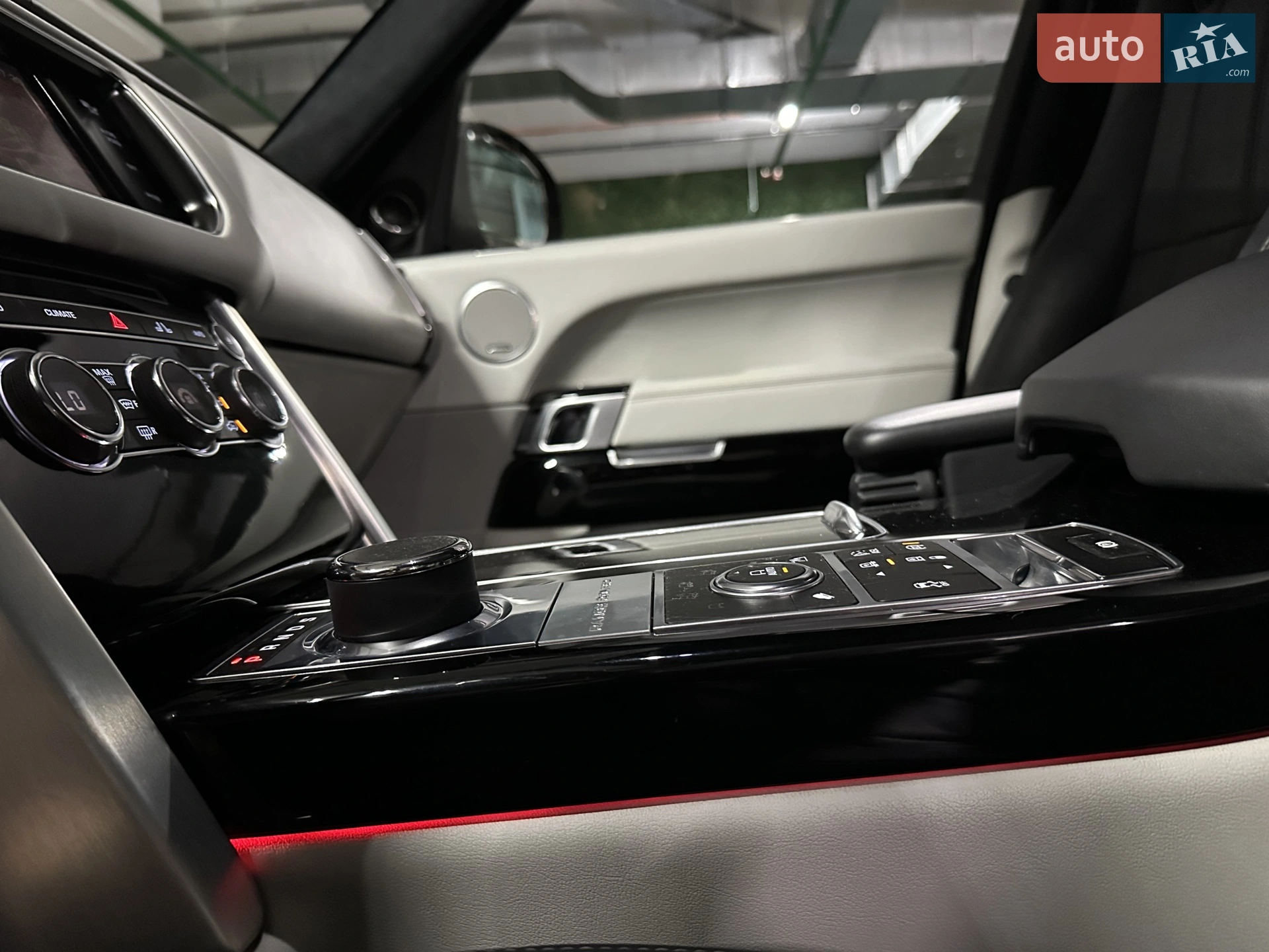 2013 Land Rover Range Rover - мініатюра 30