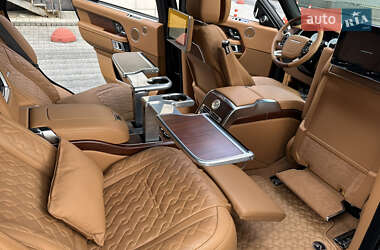 Внедорожник / Кроссовер Land Rover Range Rover 2021 в 