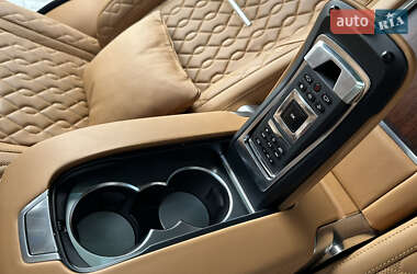 Внедорожник / Кроссовер Land Rover Range Rover 2021 в 