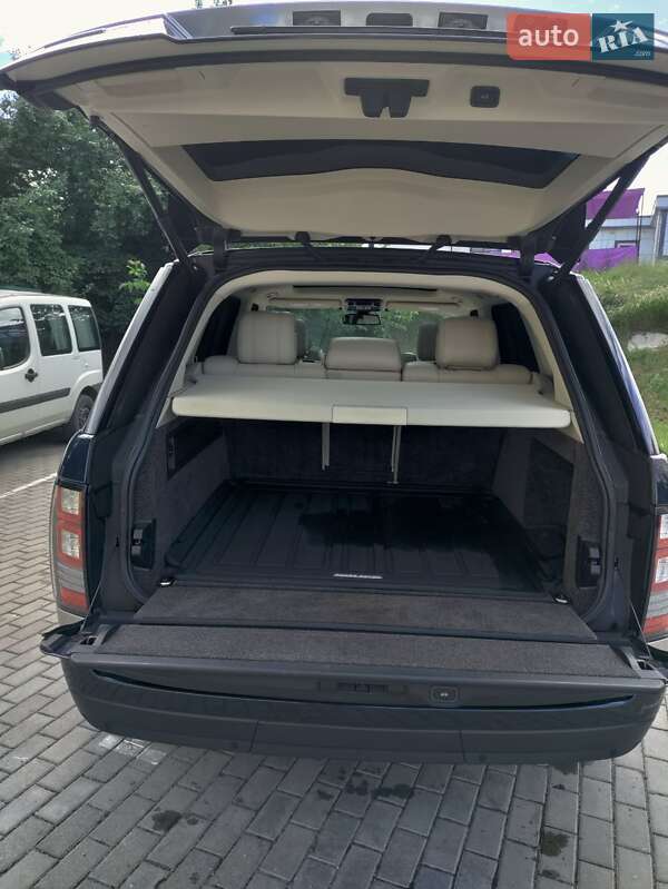 Внедорожник / Кроссовер Land Rover Range Rover 2016 в Киеве