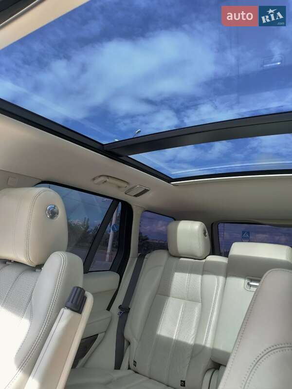 Внедорожник / Кроссовер Land Rover Range Rover 2016 в Киеве