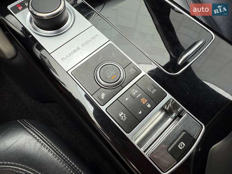 Внедорожник / Кроссовер Land Rover Range Rover 2014 в Киеве