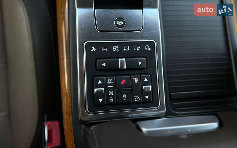 Внедорожник / Кроссовер Land Rover Range Rover 2013 в Львове
