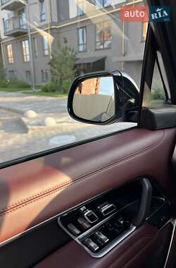 Внедорожник / Кроссовер Land Rover Range Rover 2022 в 
