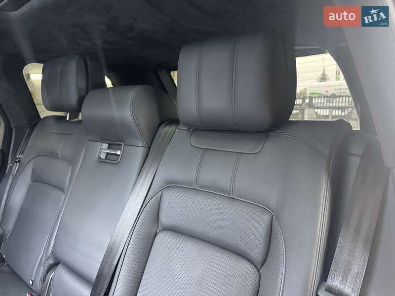 Внедорожник / Кроссовер Land Rover Range Rover 2019 в Тернополе