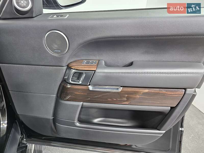 Внедорожник / Кроссовер Land Rover Range Rover 2017 в Киеве