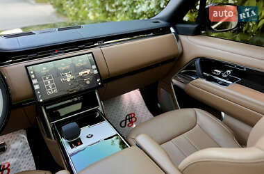 Внедорожник / Кроссовер Land Rover Range Rover 2024 в 