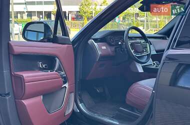 Внедорожник / Кроссовер Land Rover Range Rover 2024 в 