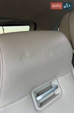 Позашляховик / Кросовер Land Rover Range Rover 2013 в Вараші