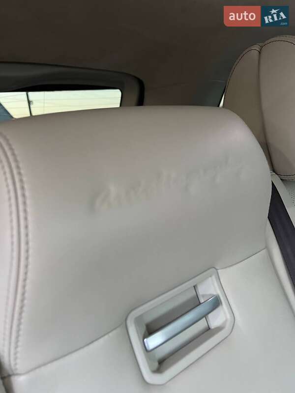 Внедорожник / Кроссовер Land Rover Range Rover 2013 в Вараше фото 27 Внедорожник / Кроссовер Land Rover Range Rover 2013 в Вараше