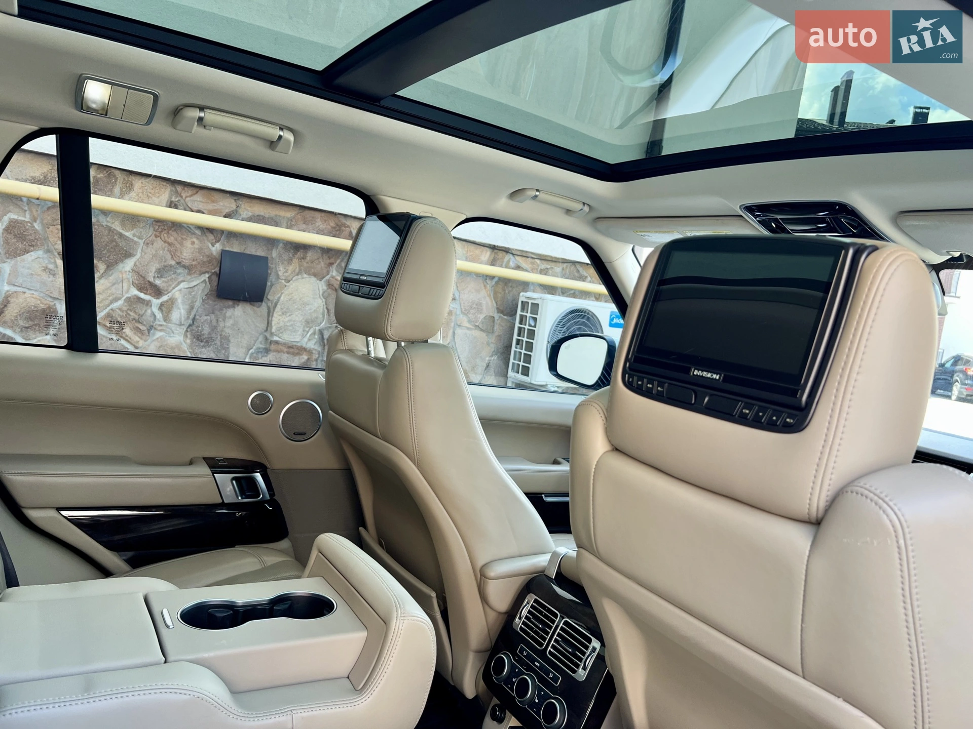2015 Land Rover Range Rover - мініатюра 26