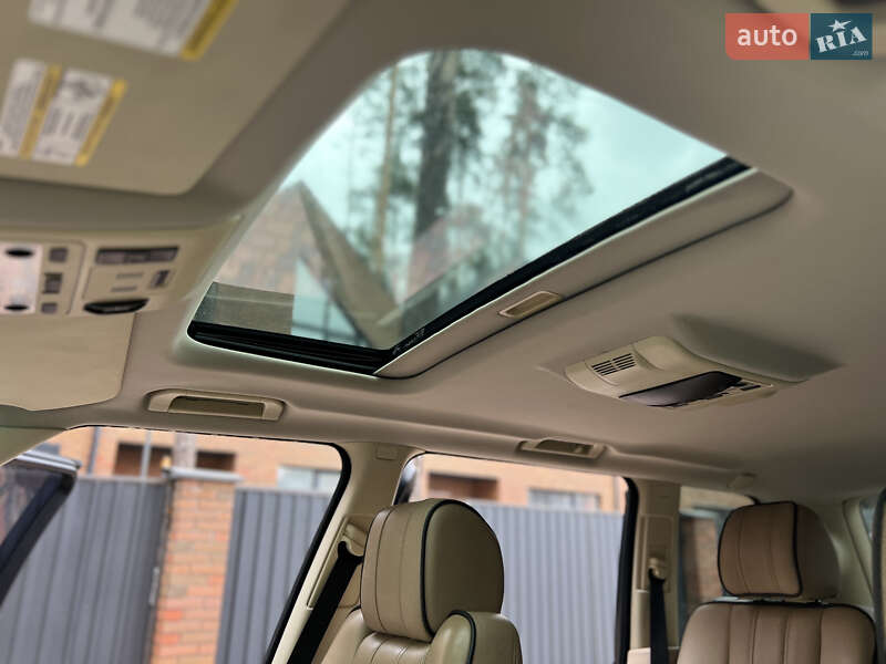 Позашляховик / Кросовер Land Rover Range Rover 2010 в Києві
