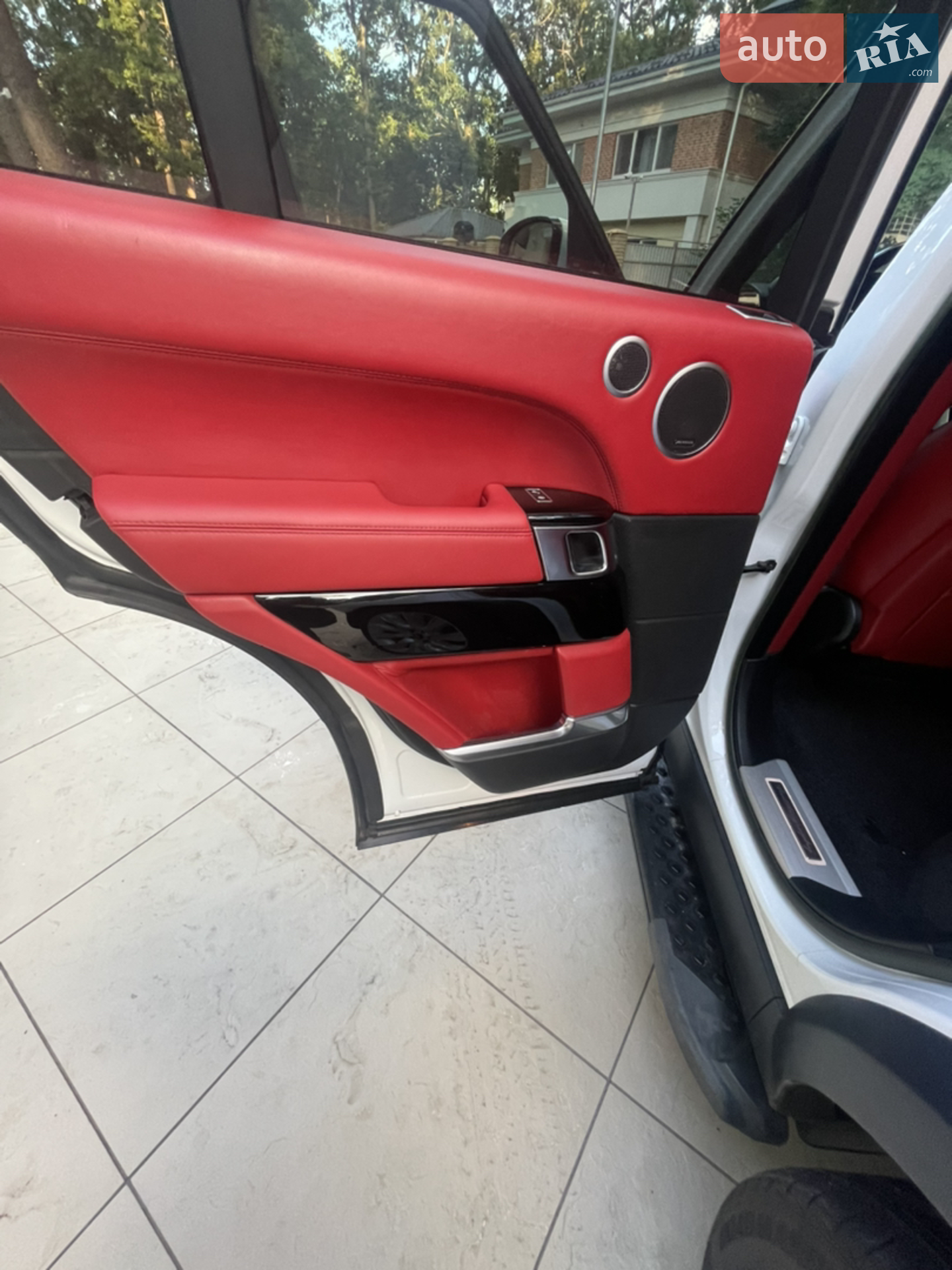 2013 Land Rover Range Rover - мініатюра 18