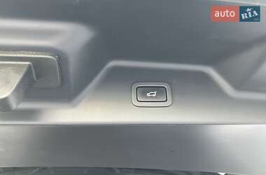 Внедорожник / Кроссовер Land Rover Range Rover 2020 в 